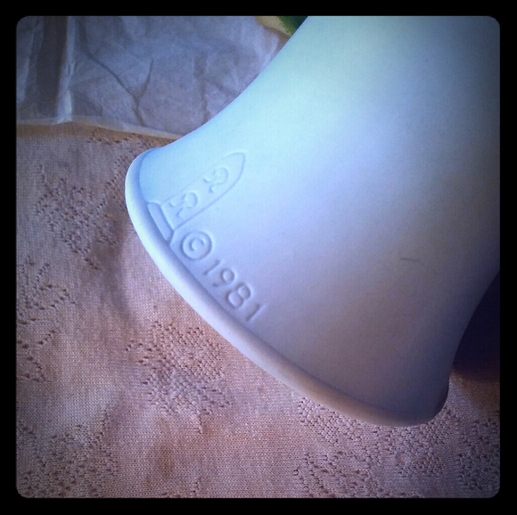 Vintage Roman RR Bisque Porcelain Christmas Bell - Picture 6 of 8